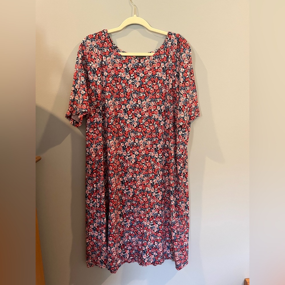 J. Jill Red Floral Short-Sleeve Dress